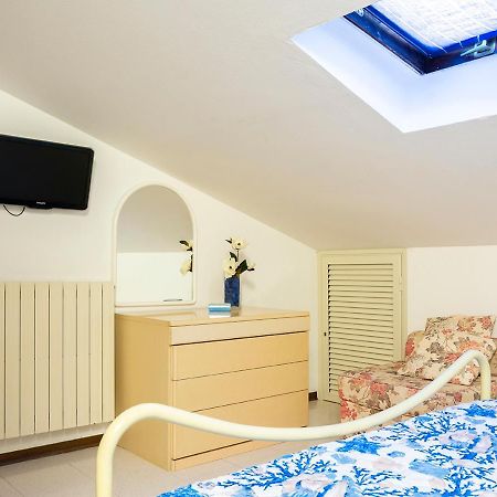 Appartamenti La Casina Porto Azzurro Buitenkant foto